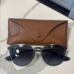 Ray-Ban Black and Silver Sunglasses with Brown Case